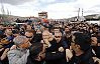 Kemal Kılıçdaroğlu'na asker cenazesinde saldırı