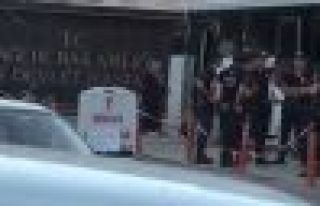 Kilis'te askerlere ateş açıldı: 1 asker hayatını...