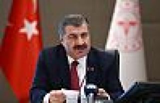 Koca: Sağlık çalışanı enfekte sayımız 7 bin...