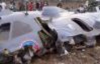 Kolombiya'da saldırı helikopteri düştü: 15 polis...