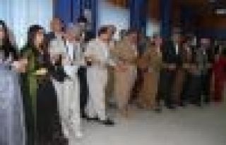 Kürdistan'da Kürt Geleneksel Kıyafet Günü kutlaması