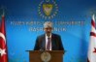 Kuzey Kıbrıs Başbakanı istifasını sundu