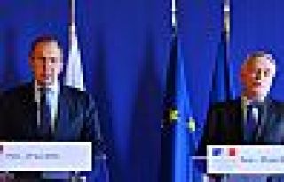 Lavrov ve Ayrault, Suriye'deki son durumu konuştu 