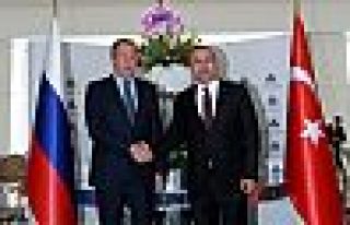 Lavrov ve Çavuşoğlu Suriye'yi görüştü