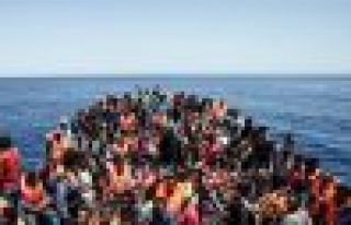 Libya açıklarında 40 göçmen yaşamını yitirdi