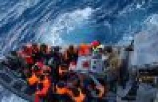 Libya açıklarında tekne battı: 4 ölü 74 kayıp
