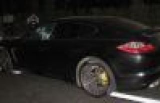 Lüks otomobilinde kurşunlandı!... 1 ölü, 1 yaralı!