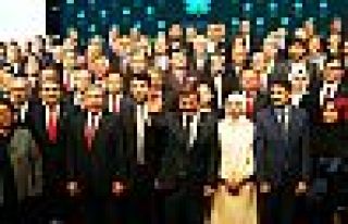 'Gelecek'ten izlenimler: 'AK Parti kuruluşunda bu...