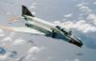 Malatya'da askeri eğitim uçağı düştü: 4 pilot...