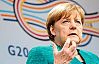 Merkel: Türkiye'den hiç bir müdahaleye müsamaha...