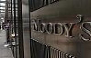 Moody's'den Türkiye'deki bankalara kredi uyarısı