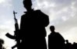 Muş'ta 3 astsubaya silahlı saldırı