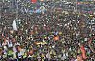 Newroz'a bıçakla girmek isteyen bir kişi vuruldu