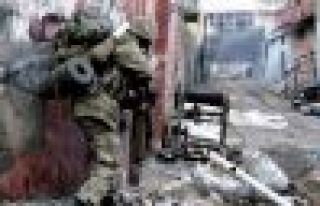 Nusaybin'de patlama: 5 asker ve 2 polis yaralandı