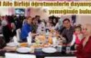 Okul Aile Birliği öğretmenlerle dayanışma yemeğinde...