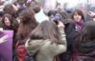 Özgecan Aslan protestosuna polis saldırısı