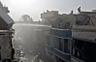 Pakistan'da uçak kazası: 107 kişi taşıyan uçak...