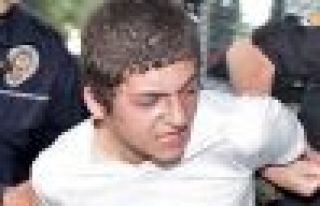 Pankart ve slogan 'örgüt üyeliği delili' sayıldı,...