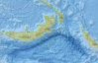 Papua Yeni Gine'de 7,4 büyüklüğünde deprem