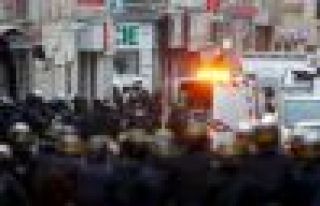 Paris'te operasyon silahlı çatışma çıktı 