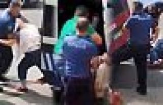 Polisin ters kelepçe takıp biber gazı sıktığı...