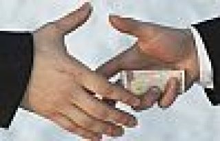 Rüşvetten 66 tutuklu