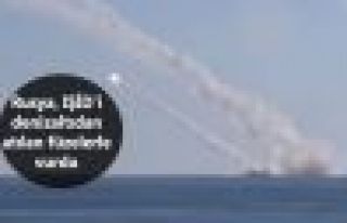 Rusya, IŞİD'i denizaltıdan atılan füzelerle vurdu