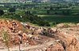 Sakarya'da, havai fişek yüklü kamyonda patlama:...