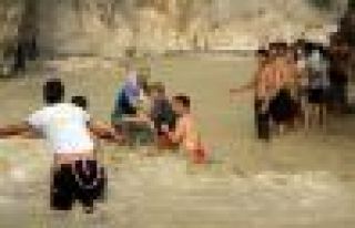 Selde kaybolan 1 kişinin cesedine ulaşıldı