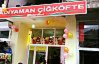 Şemdinli’de Adıyaman çiğ köfte salonu açıldı