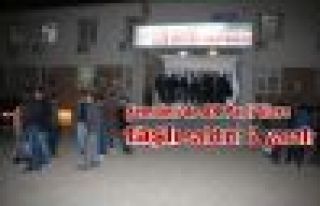 Şemdinli'de AK Parti'lilere saldırı: 2 yaralı