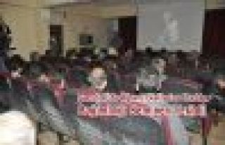 Şemdinli'de Öğrenci Velilerine Madde Bağımlılığı...