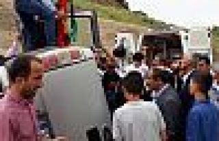 Şemdinli'de trafik kazası: 4 yaralı