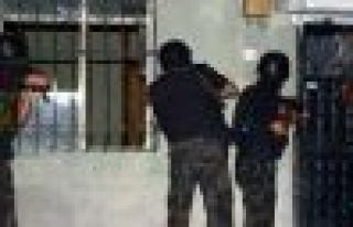 Şenoba'da askerlerden evlere baskın: 5 yaralı