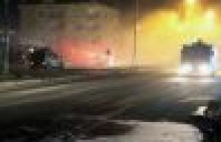 Silopi'de polisle çatışma: 2 yaralı