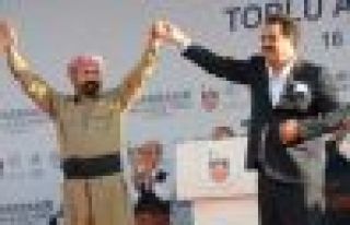 Şivan Perwer Diyarbakır'da barış mesajı verdi