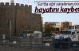 Sur'da yaralanan bir polis daha yaşamını yitirdi