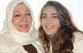 Suriyeli aktivist ve gazeteci kızı İstanbul'da...