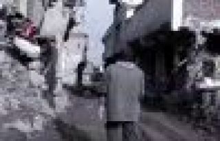 Sur'un yasaklı mahallerinde çekilen ırkçı klip...