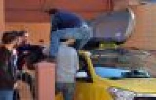 Taksi üzerinde cenaze nakli