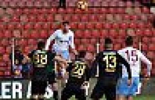 Trabzonspor, Akhisar deplasmanından 3 puanla döndü