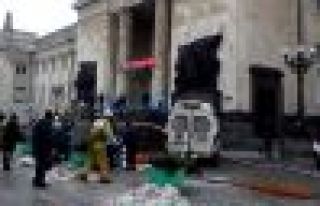 Tren istasyonuna kanlı saldırı: 18 ölü