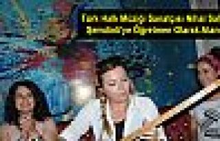 Sanatçı Nihal Salda Şemdinli'ye Öğretmen Olarak...