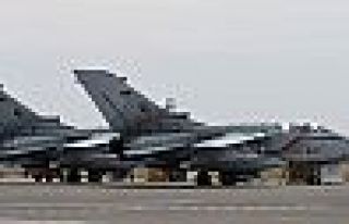 Türkiye, Almanyalı vekillere İncirlik'e giriş...