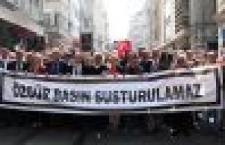 'Türkiye gazeteciler için korku ülkesi oldu'