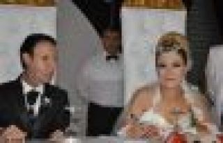 Türkiye'nin 5. yüz nakli yapılan Recep Sert evlendi