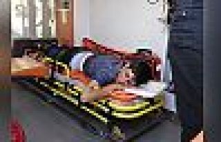 Türkiye'ye geçmek isteyen genci İranlı askerler...