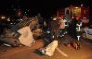 Uşak'ta korkunç kaza: 3 üniversiteli öldü, 6...