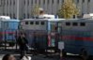 Van 'KCK' davasında tüm tutuklular tahliye edildi