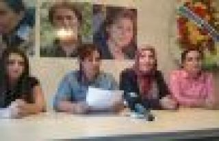 Van'da kadınlar barış için alanlara çıkıyor